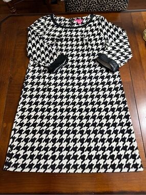Black & White Houndstooth Dress size XL
